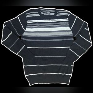 Medium XG Premium Quality Crew Neck Sweater